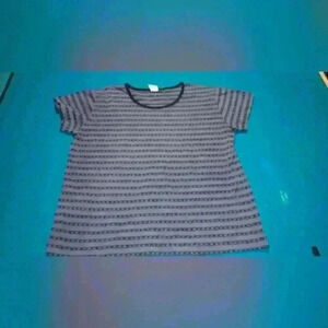 Vintage 90s PA Company Boston geometric tshirt